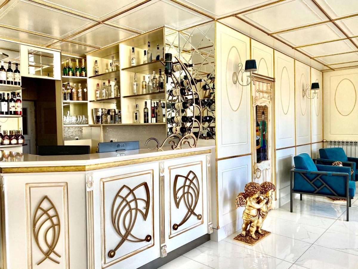 Parvana Hotel Gyumri Eksteriør bilde